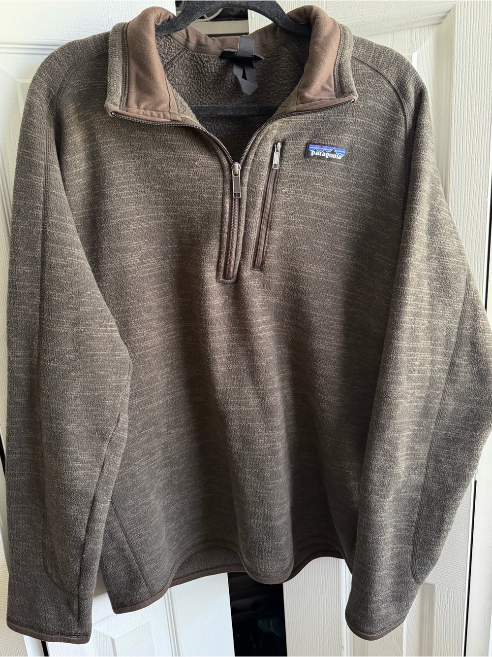 Patagonia Men's Brown Quarter-Zip Pullover